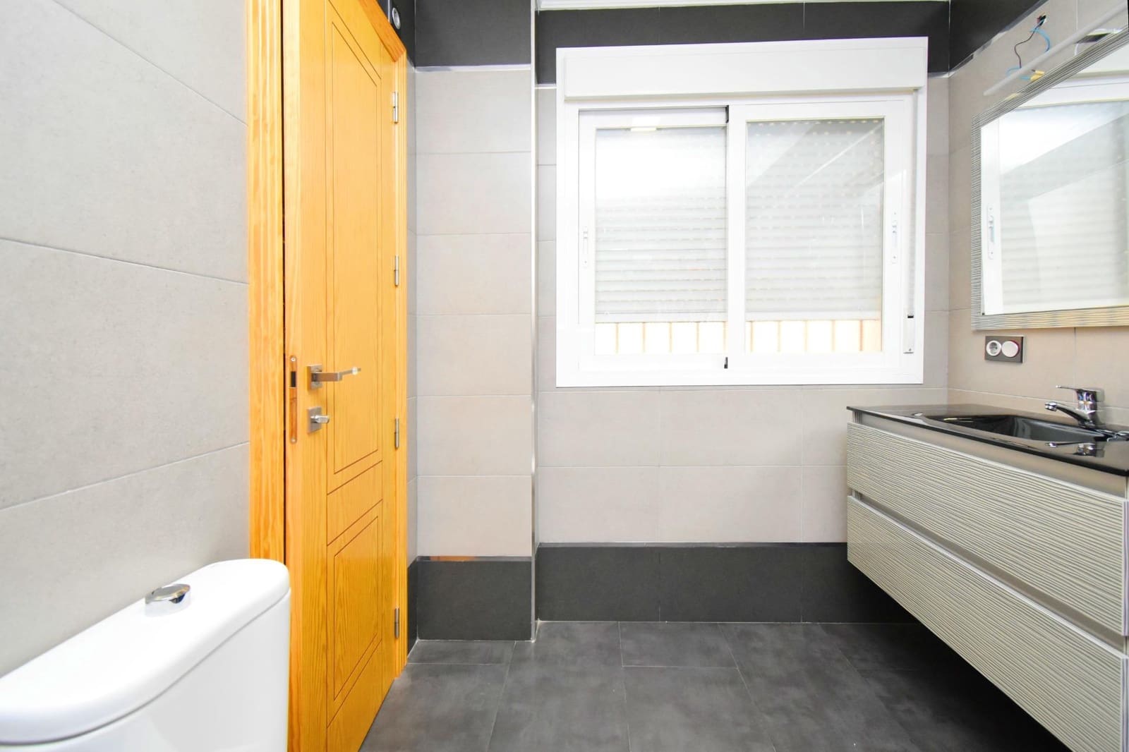 4 soveværelse Lejlighed til salg i El Ejido med garage - € 154.900 (Ref: 8979486)