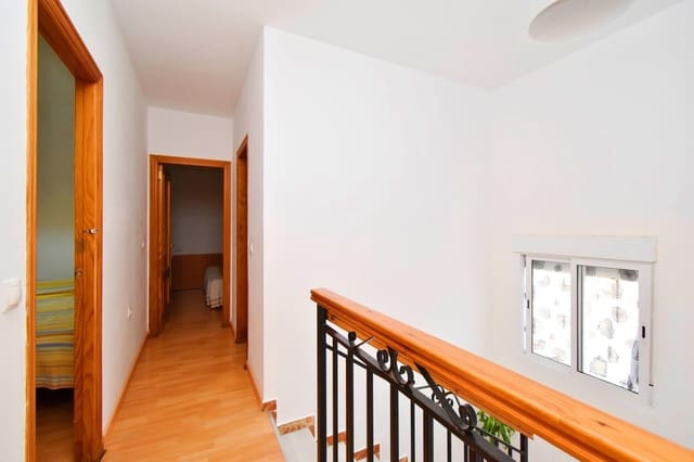 4 quarto Apartamento para venda em El Ejido com garagem - 152 000 € (Ref: 8993986)