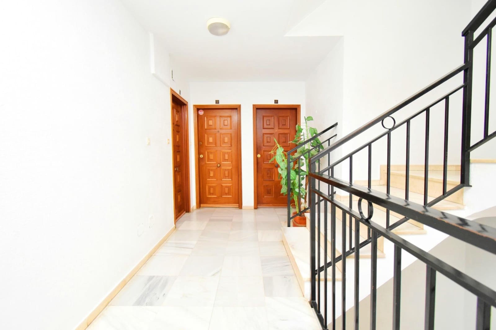 3 slaapkamer Flat te koop in Santa Maria del Aguila - € 84.000 (Ref: 9032686)