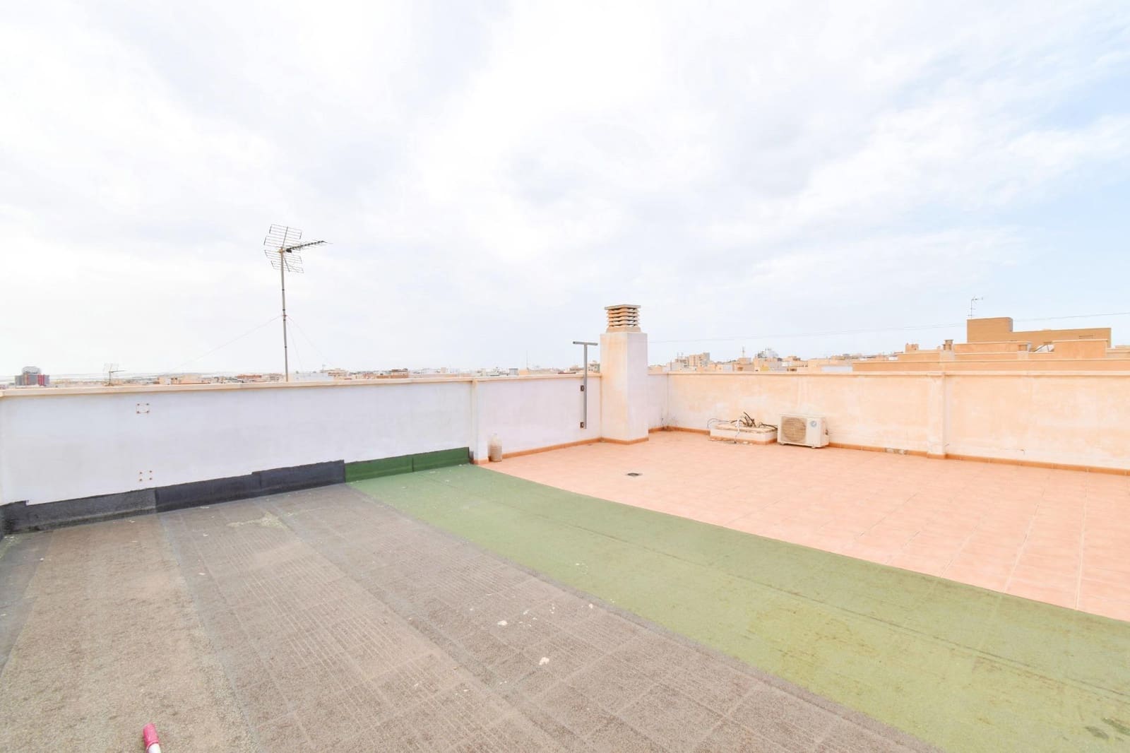 2 sovrum Takvåning till salu i El Ejido - 90 000 € (Ref: 9141740)