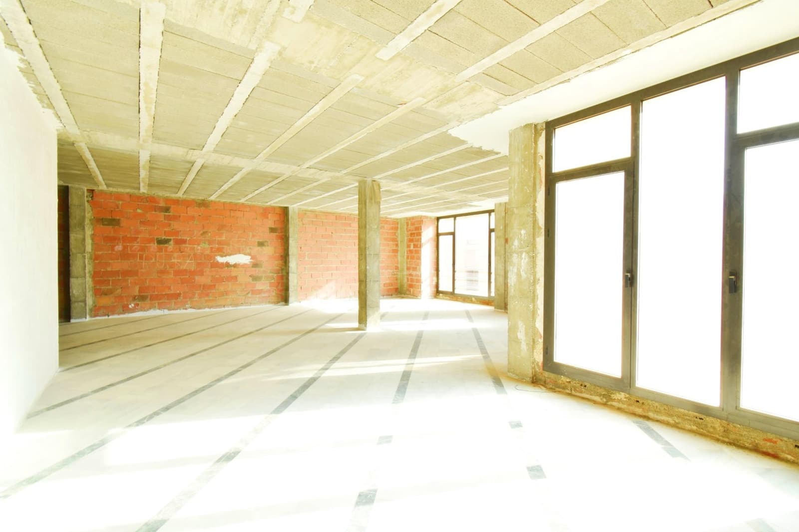 Kontor till salu i El Ejido - 76 500 € (Ref: 9321774)