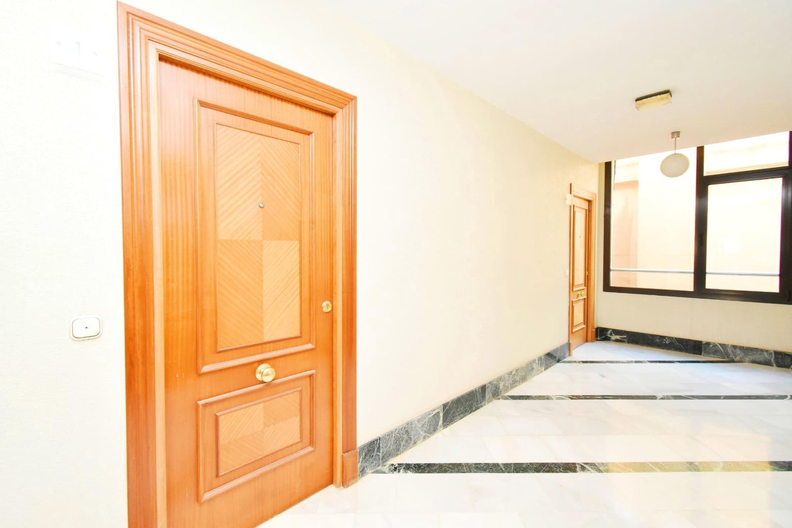 Kontor till salu i El Ejido - 76 500 € (Ref: 9321774)