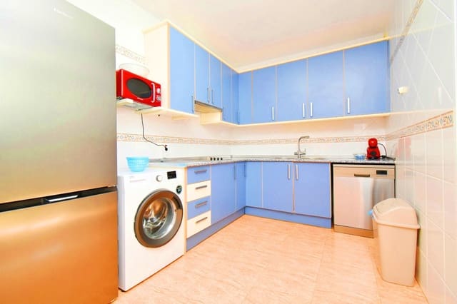 2 sovrum Takvåning att hyra i Roquetas de Mar med garage - 750 € (Ref: 9321775)