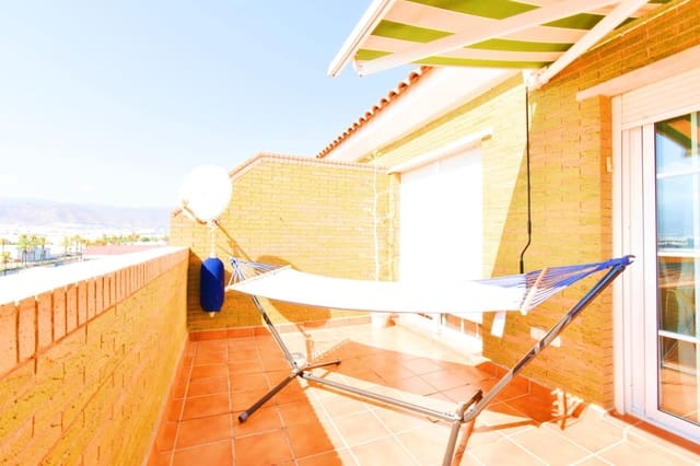 2 sovrum Takvåning att hyra i Roquetas de Mar med garage - 750 € (Ref: 9321775)