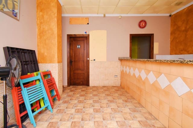 Erhverv til salg i El Ejido - € 39.000 (Ref: 9330837)