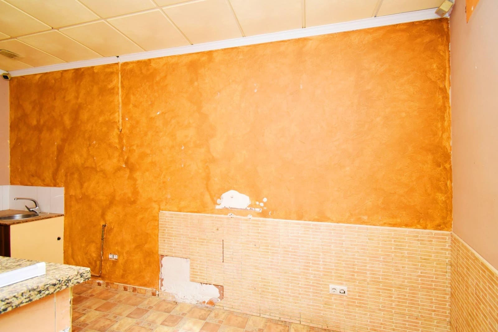 Komercyjne na sprzedaż w El Ejido - 39 000 € (Ref: 9330837)