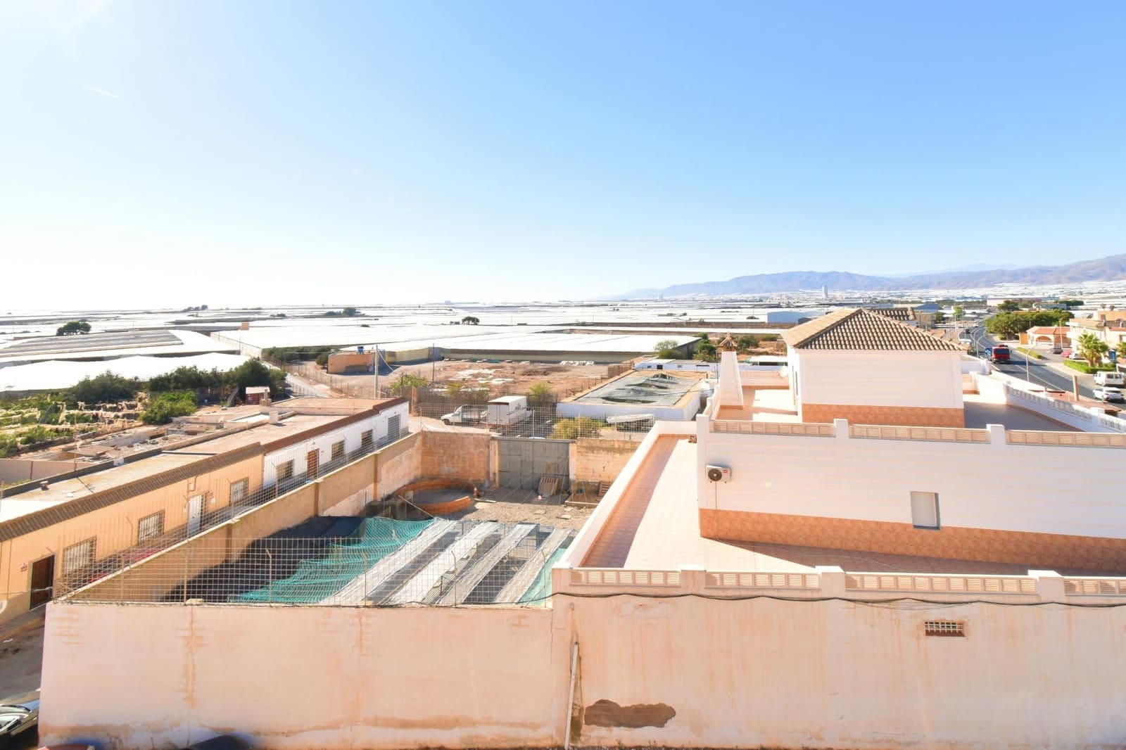 3 soveværelse Penthouse til salg i El Ejido med garage - € 95.000 (Ref: 9344960)