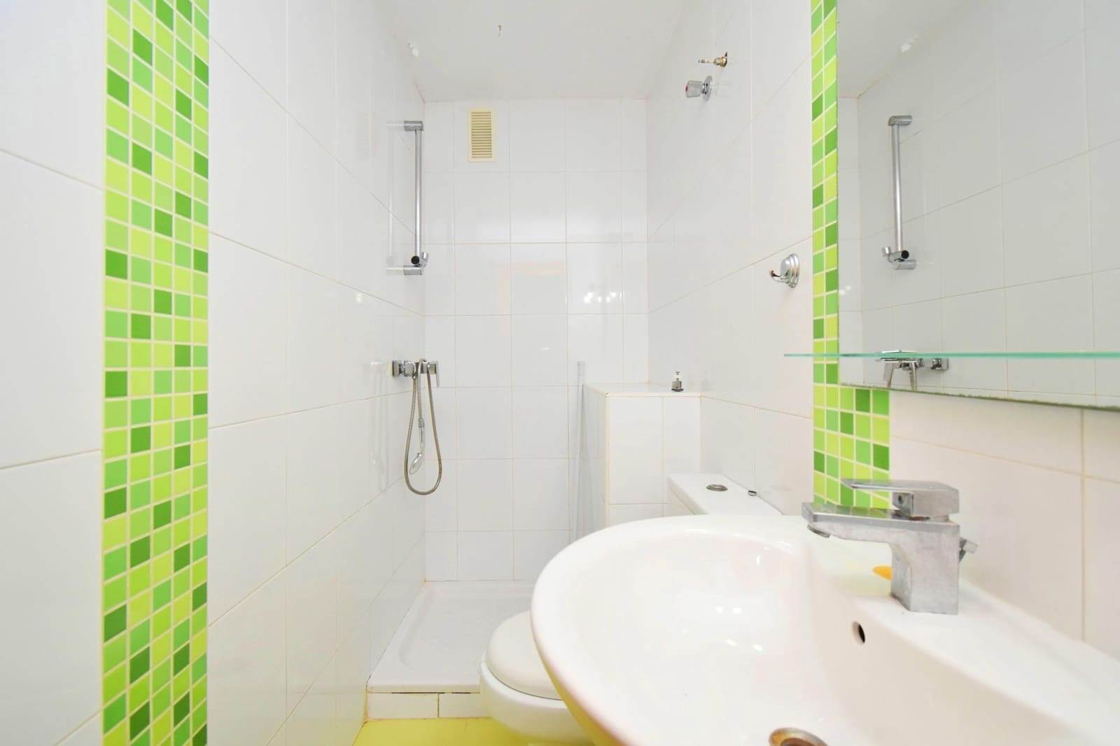 3 makuuhuone Omakotitalo myytävänä paikassa Aguadulce (Almeria) mukana 
autotalli - 225 000 € (Ref: 9386159)