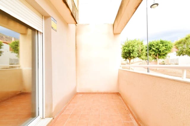 3 makuuhuone Omakotitalo myytävänä paikassa Aguadulce (Almeria), Roquetas de Mar mukana 
autotalli - 225 000 € (Ref: 9386159)