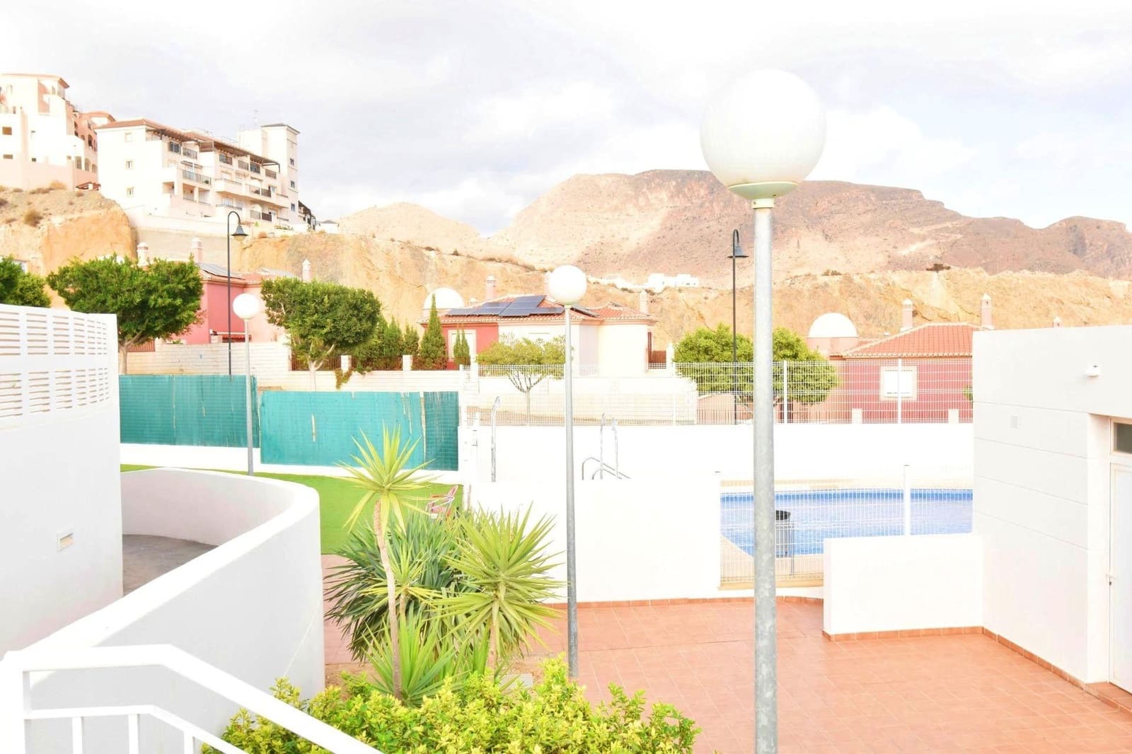 3 makuuhuone Omakotitalo myytävänä paikassa Aguadulce (Almeria) mukana 
autotalli - 225 000 € (Ref: 9386159)