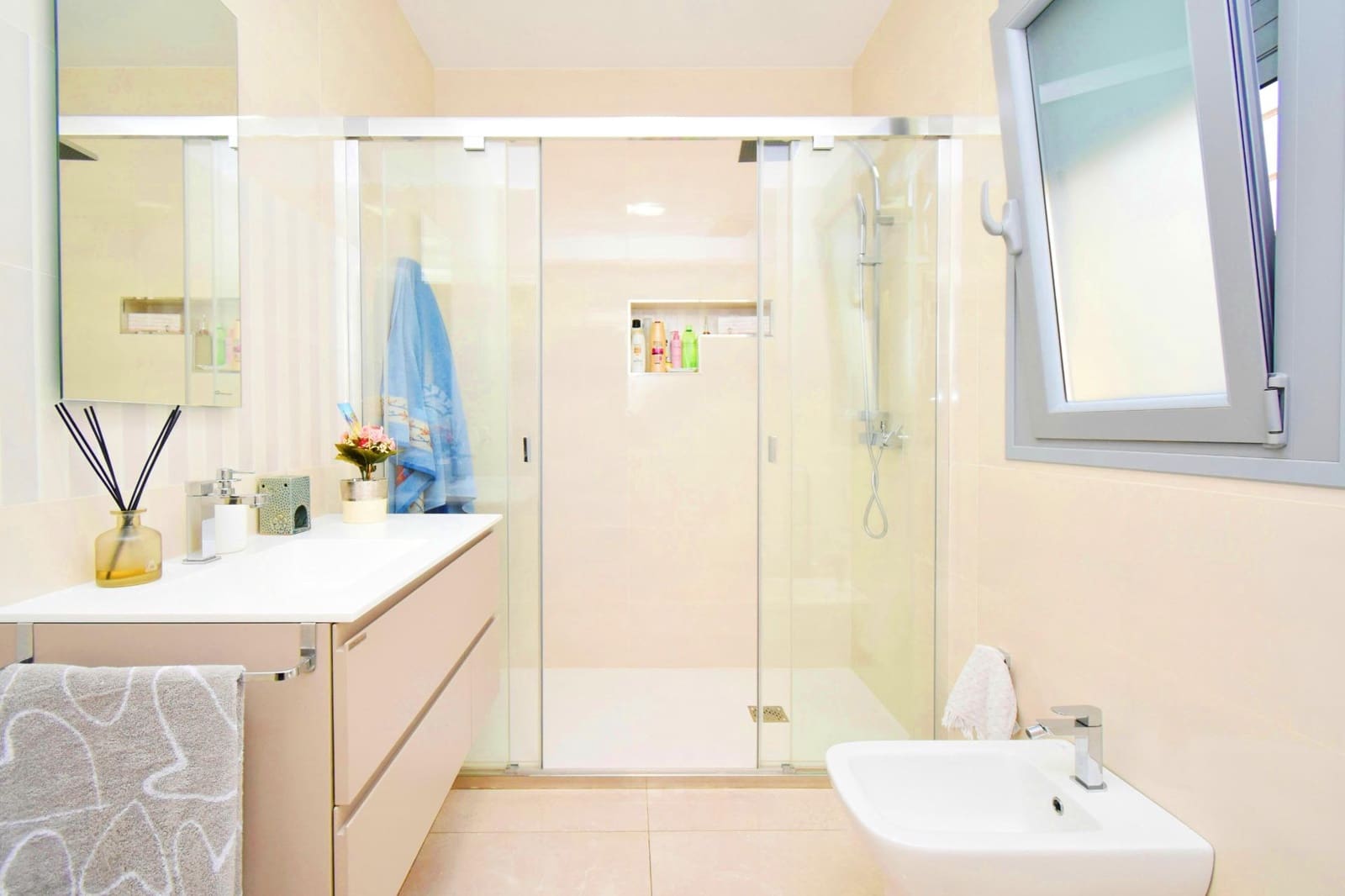 4 sypialnia Willa na sprzedaż w La Mojonera z basenem garażem - 320 000 € (Ref: 9398412)