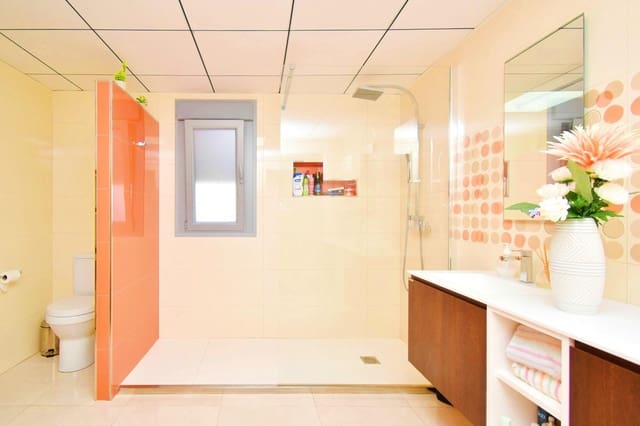 4 makuuhuone Huvila myytävänä paikassa La Mojonera mukana uima-altaan 
autotalli - 320 000 € (Ref: 9398412)