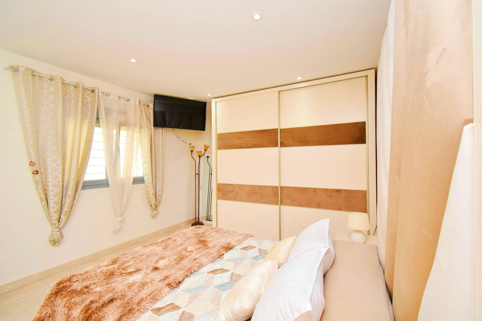 4 sypialnia Willa na sprzedaż w La Mojonera z basenem garażem - 320 000 € (Ref: 9398412)