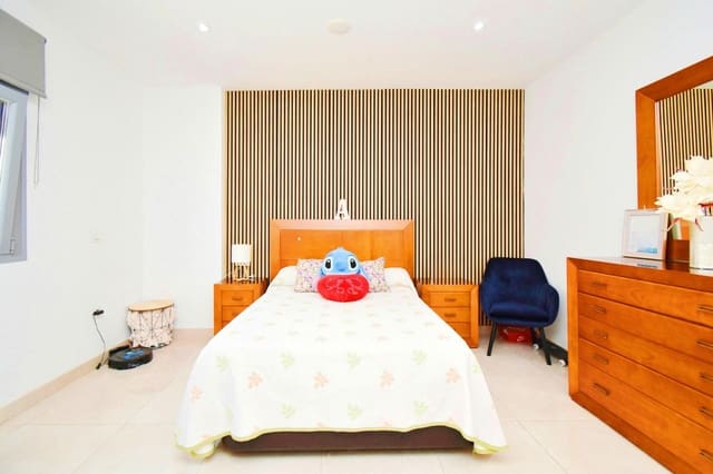 4 makuuhuone Huvila myytävänä paikassa La Mojonera mukana uima-altaan 
autotalli - 320 000 € (Ref: 9398412)