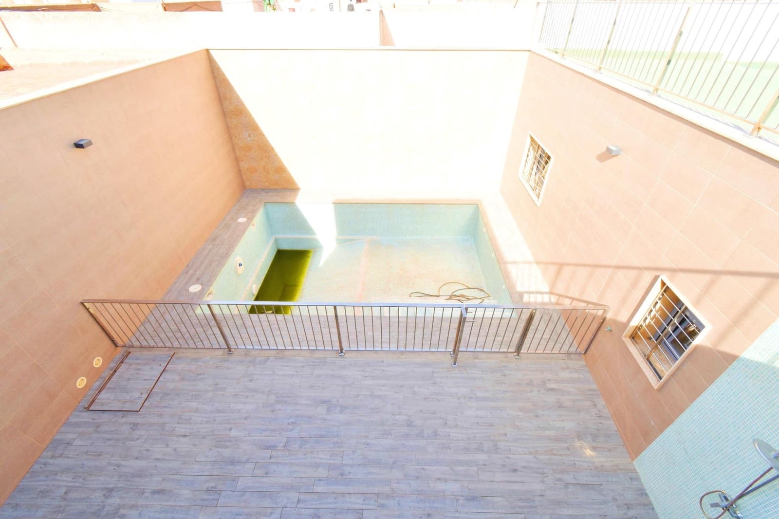 4 sypialnia Willa na sprzedaż w La Mojonera z basenem garażem - 320 000 € (Ref: 9398412)