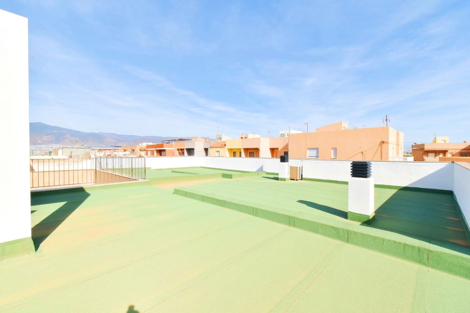 4 sypialnia Willa na sprzedaż w La Mojonera z basenem garażem - 320 000 € (Ref: 9398412)