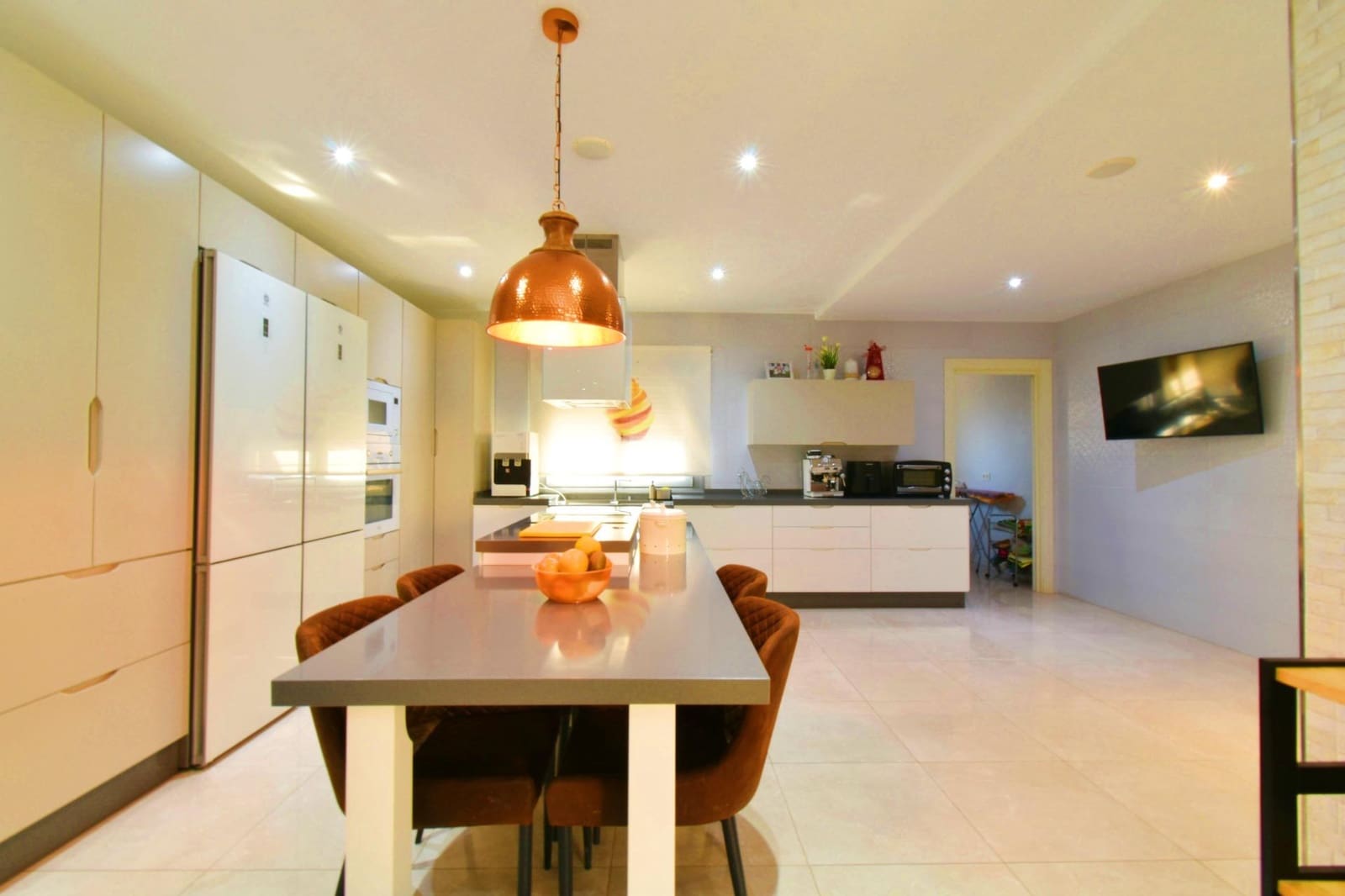 4 sypialnia Willa na sprzedaż w La Mojonera z basenem garażem - 320 000 € (Ref: 9398412)