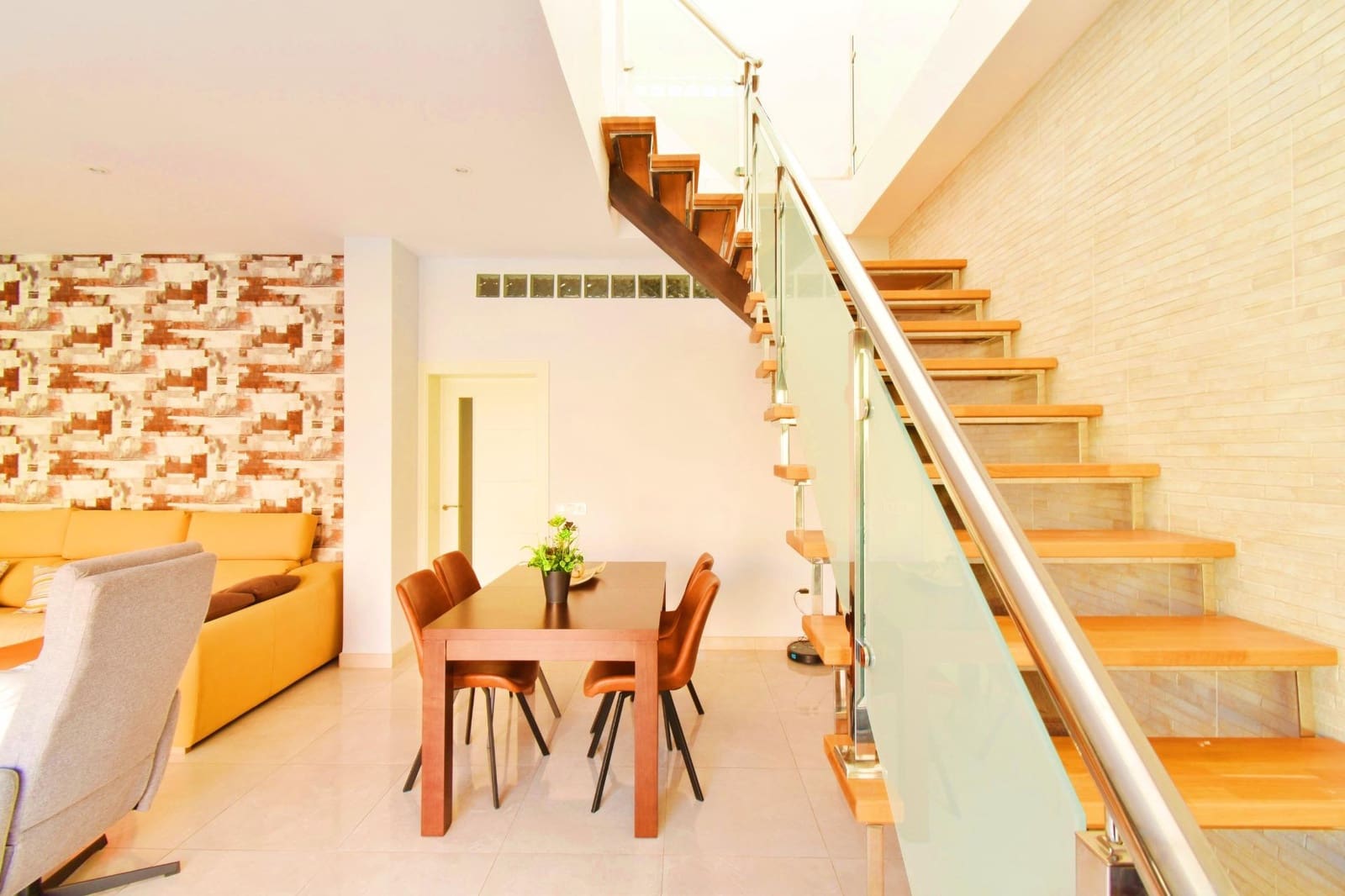 4 sypialnia Willa na sprzedaż w La Mojonera z basenem garażem - 320 000 € (Ref: 9398412)