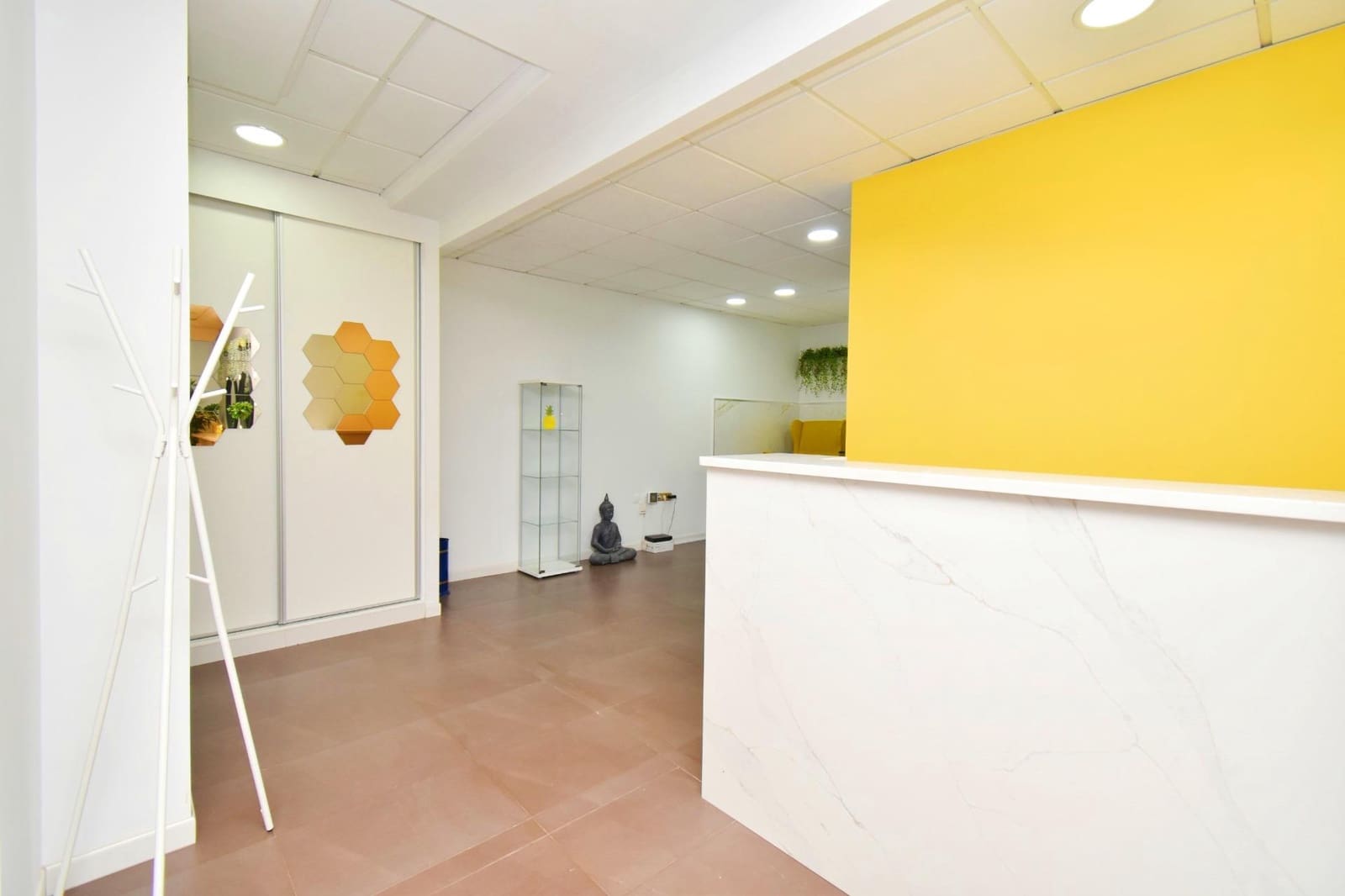 Commercial for rent in El Ejido - € 650 (Ref: 9406615)