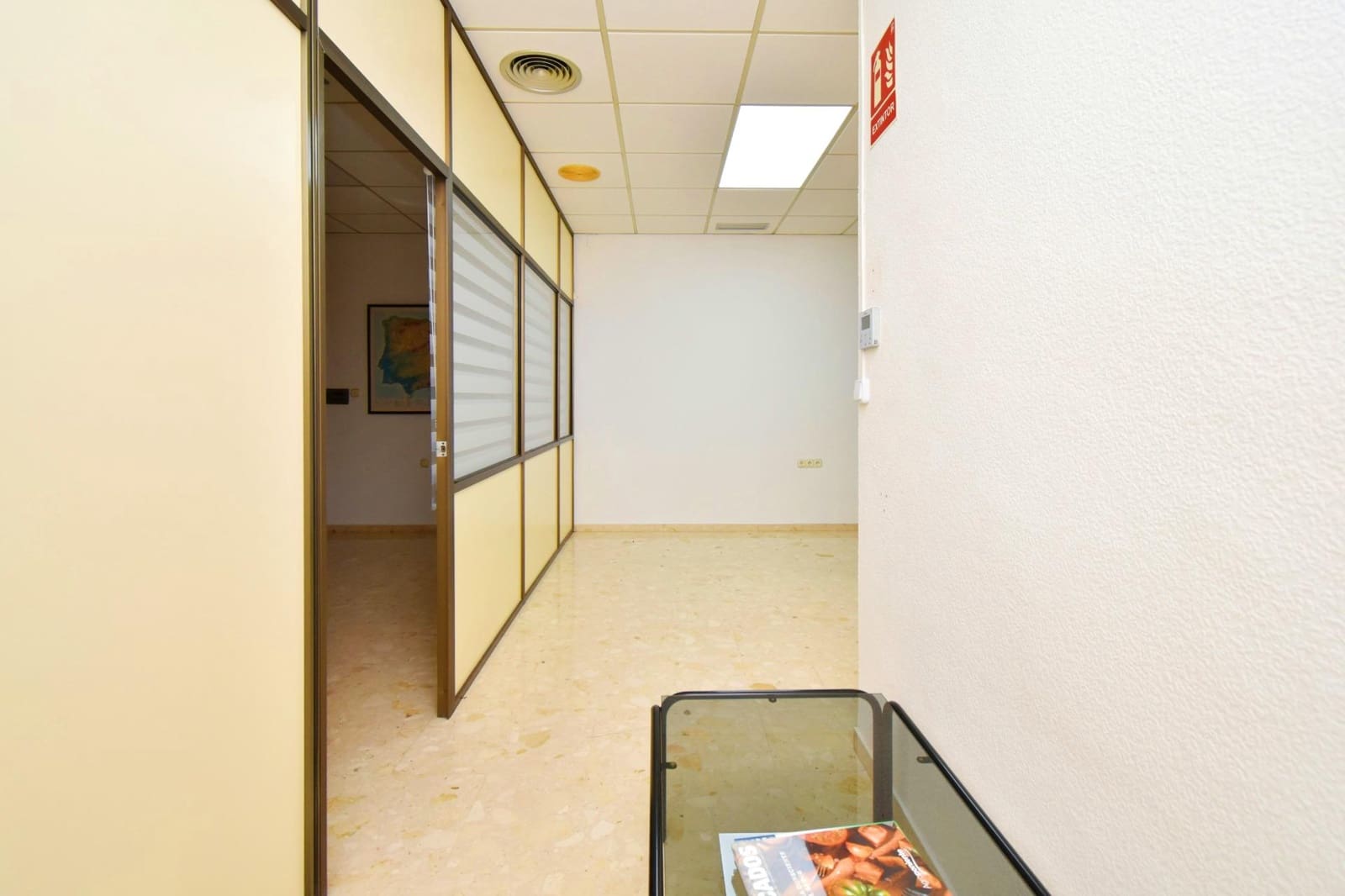 Kontor til salgs i Santa Maria del Aguila - € 69 000 (Ref: 9431015)