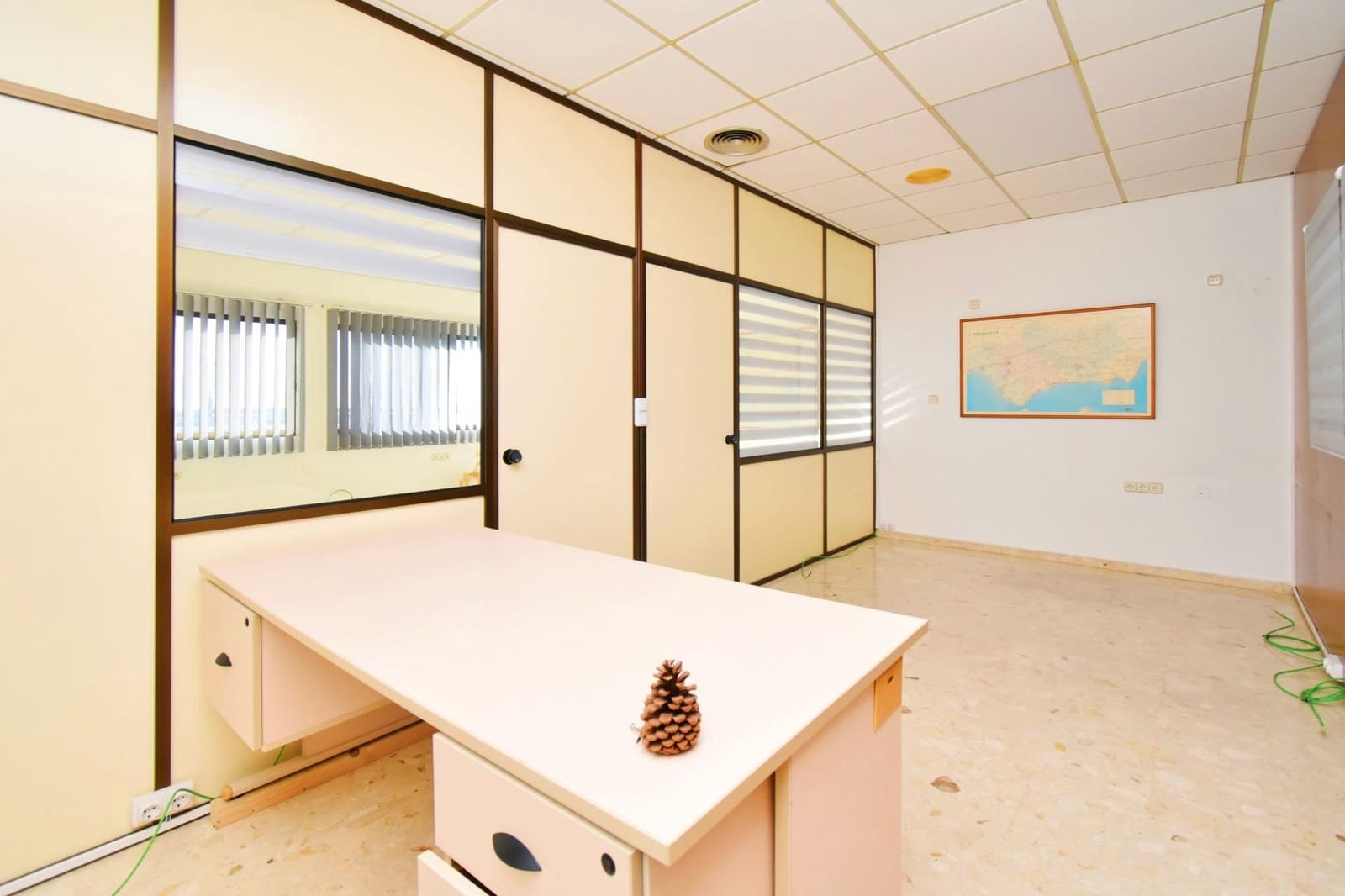 Kontor til salgs i Santa Maria del Aguila - € 69 000 (Ref: 9431015)