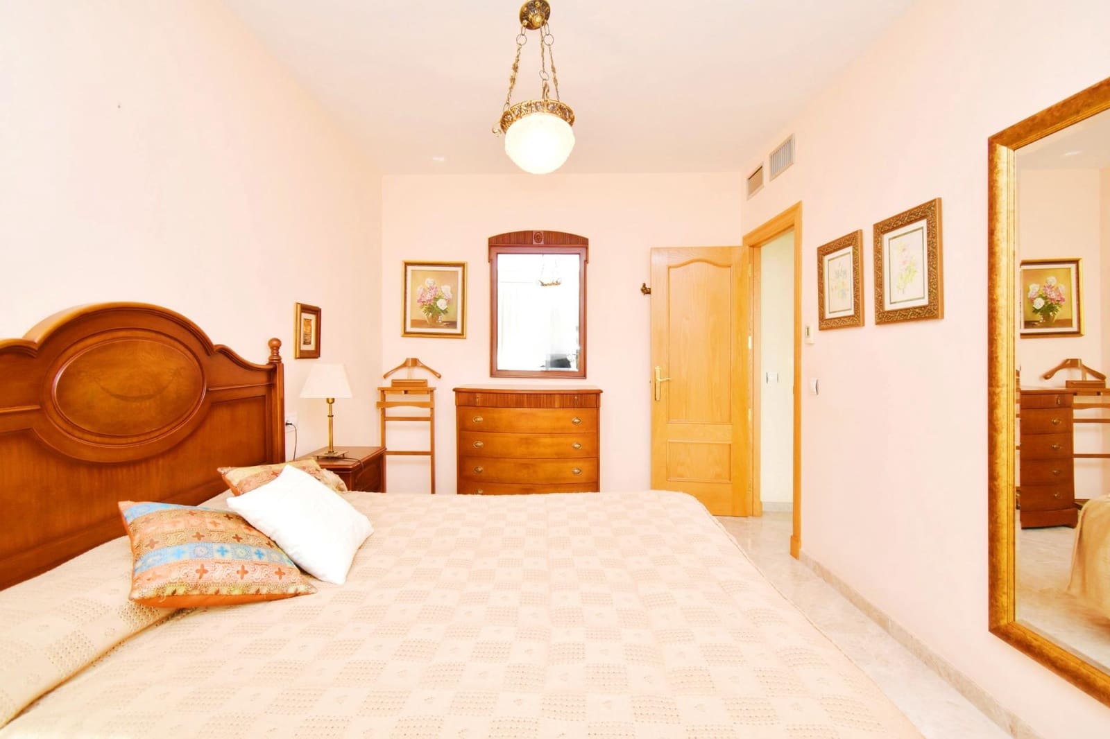 2 bedroom Flat for sale in El Ejido - € 118,000 (Ref: 9437600)