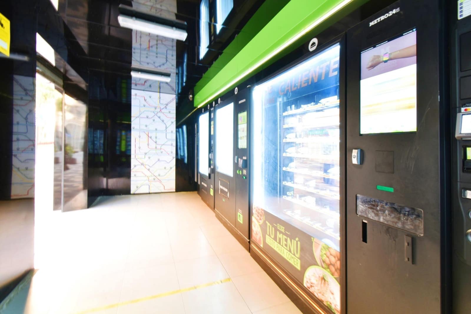 Kommersiell till salu i El Ejido - 31 900 € (Ref: 9462004)