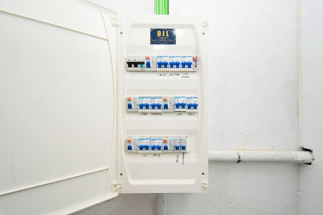 Kommersiell till salu i El Ejido - 31 900 € (Ref: 9462004)