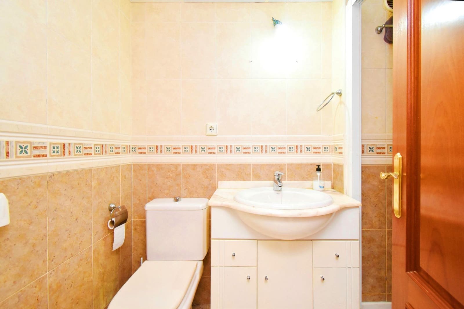 3 slaapkamer Flat te koop in Aguadulce (Almeria) met zwembad - € 270.000 (Ref: 9527857)