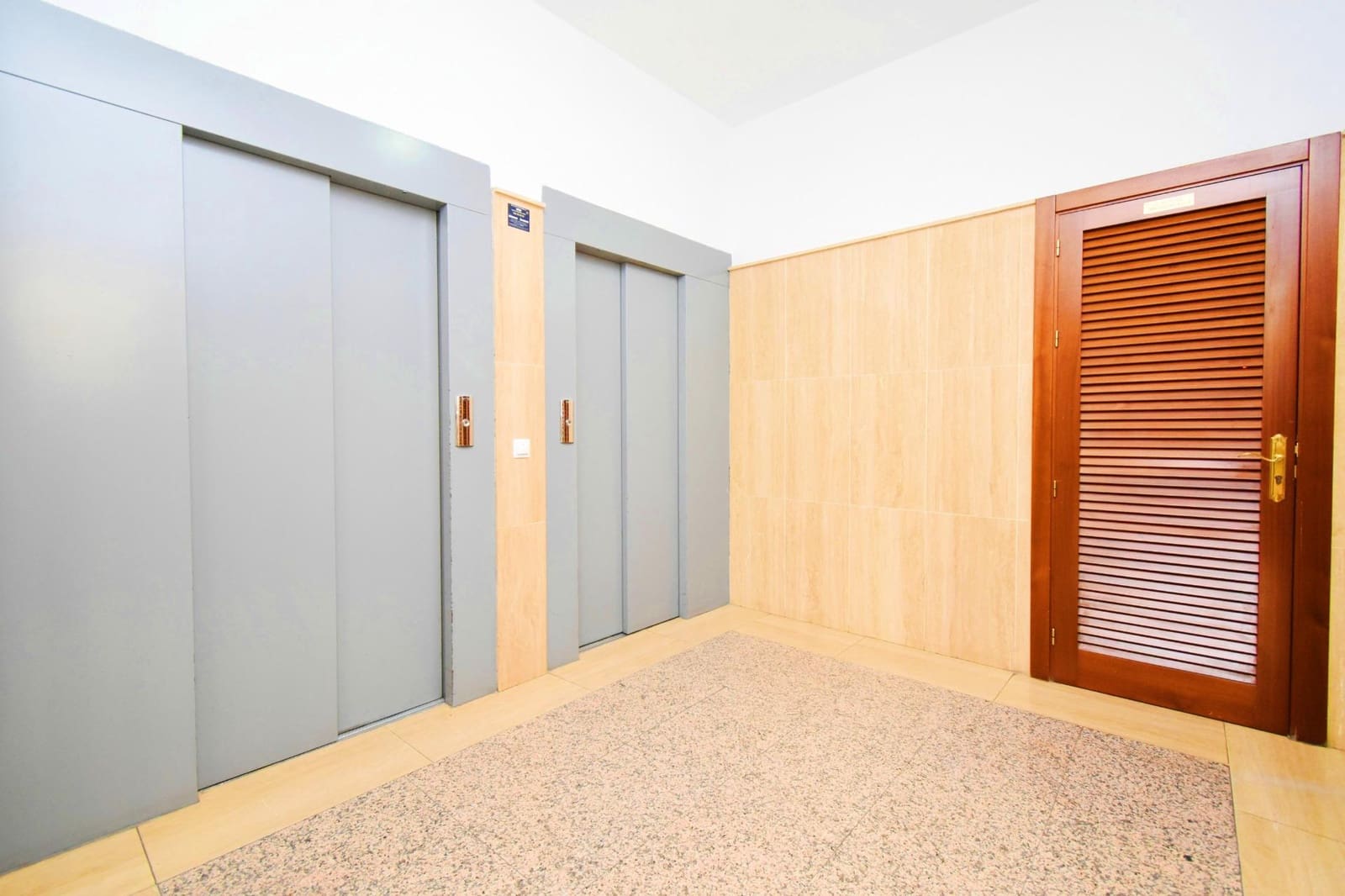 3 slaapkamer Flat te koop in Aguadulce (Almeria) met zwembad - € 270.000 (Ref: 9527857)