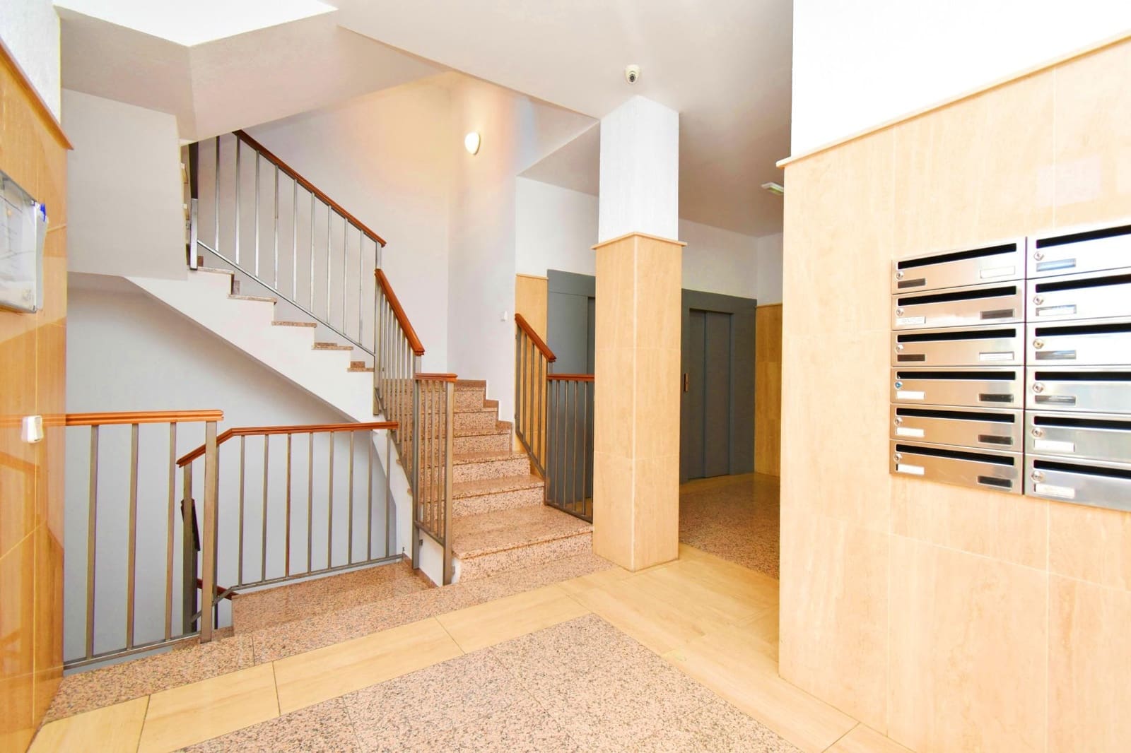 3 slaapkamer Flat te koop in Aguadulce (Almeria) met zwembad - € 270.000 (Ref: 9527857)