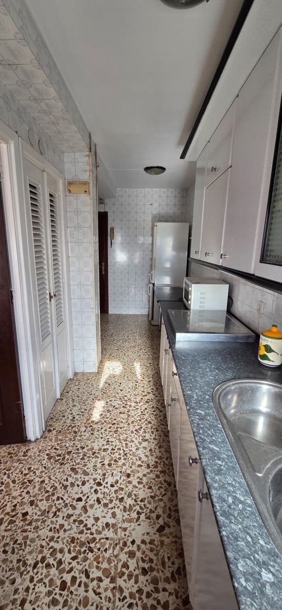 3 soveværelse Lejlighed til salg i Sevilla by - € 299.000 (Ref: 9541616)