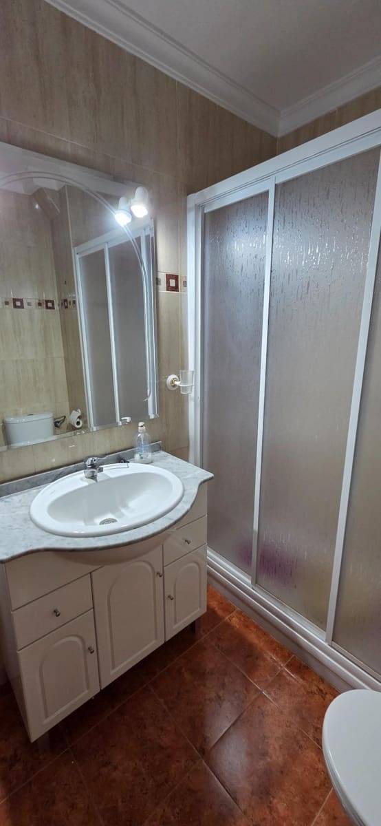 3 soveværelse Lejlighed til salg i Sevilla by - € 299.000 (Ref: 9541616)