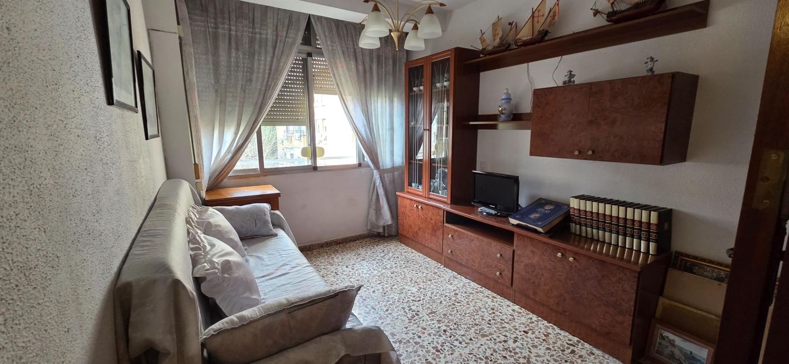 3 soveværelse Lejlighed til salg i Sevilla by - € 299.000 (Ref: 9541616)