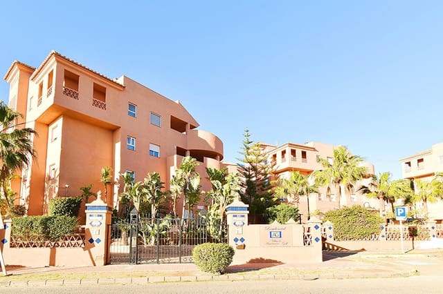 2 soverom Penthouse til salgs i Almerimar, El Ejido med svømmebasseng garasje - € 268 000 (Ref: 9619484)