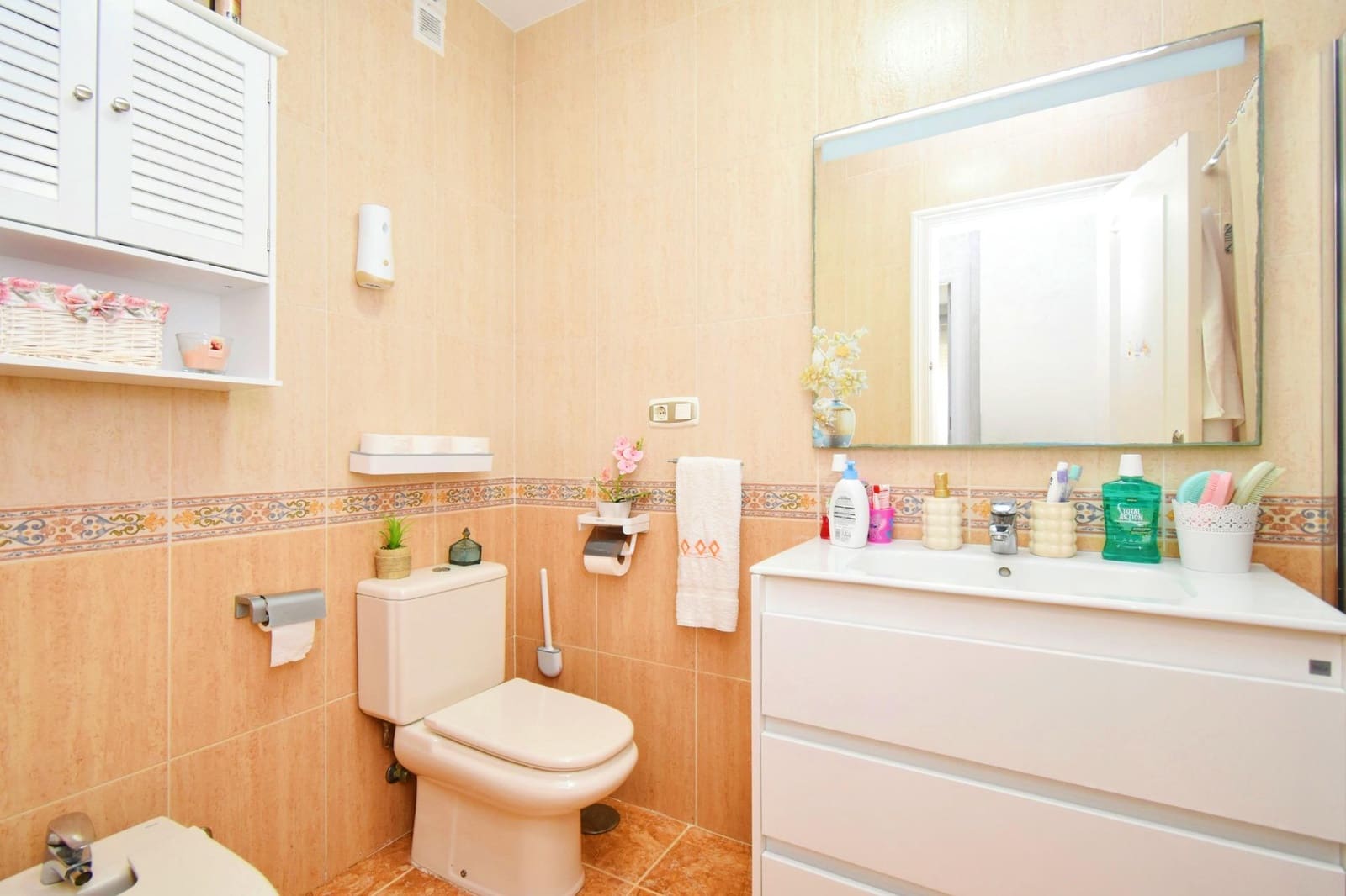 3 bedroom Flat for sale in El Ejido - € 118,000 (Ref: 9698939)