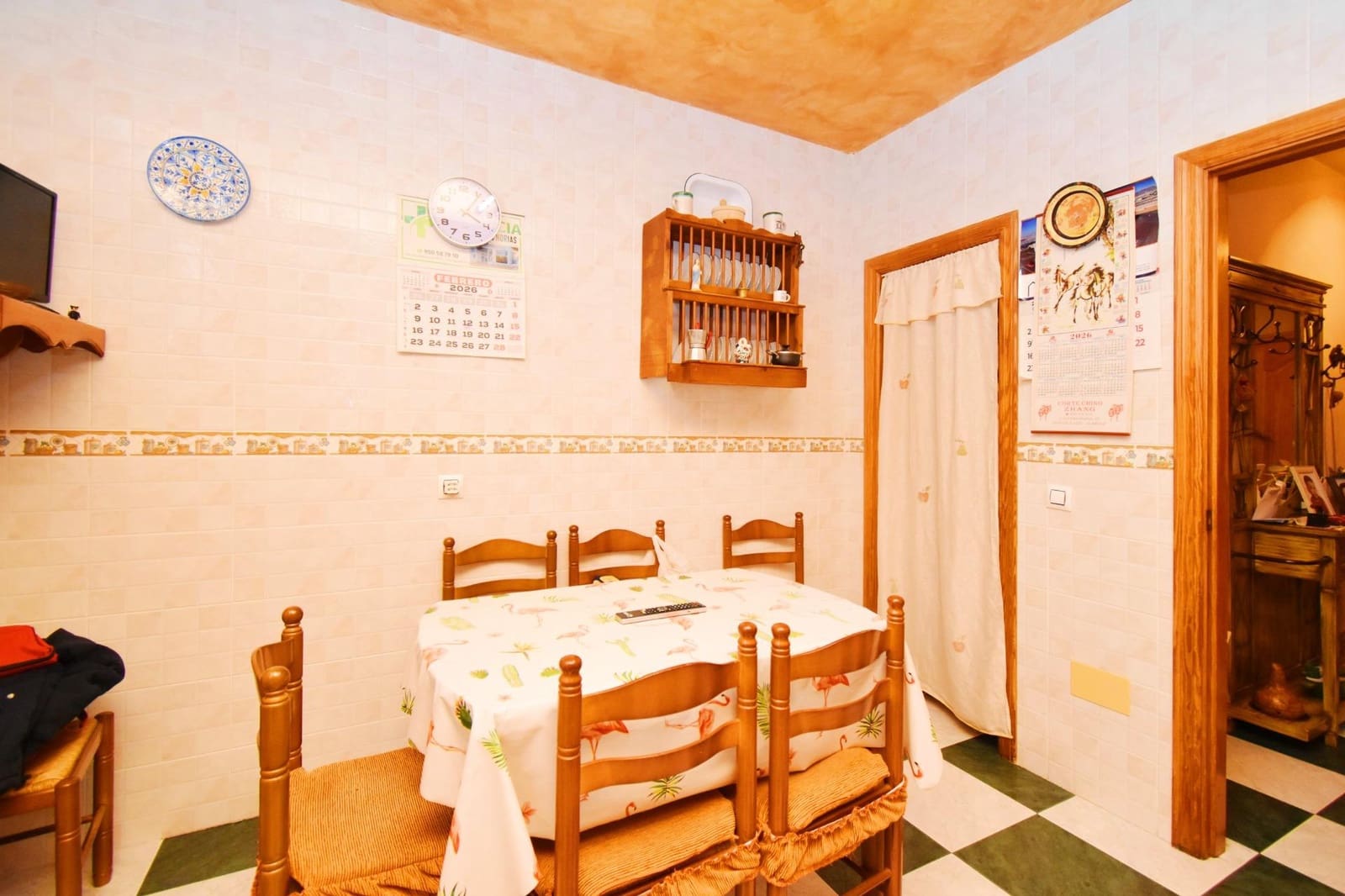 4 bedroom Apartment for sale in El Ejido with garage - € 180,000 (Ref: 9712166)