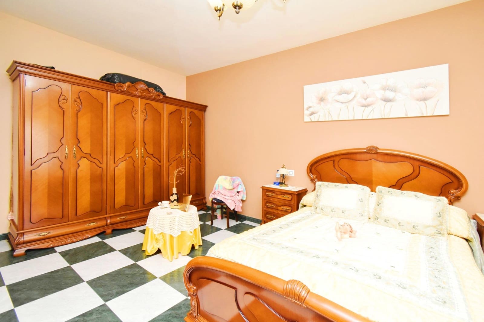 4 bedroom Apartment for sale in El Ejido with garage - € 180,000 (Ref: 9712166)