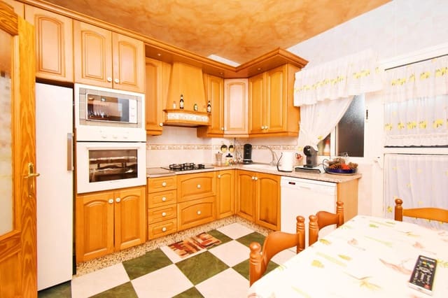 4 sypialnia Apartament na sprzedaż w El Ejido z garażem - 180 000 € (Ref: 9712166)