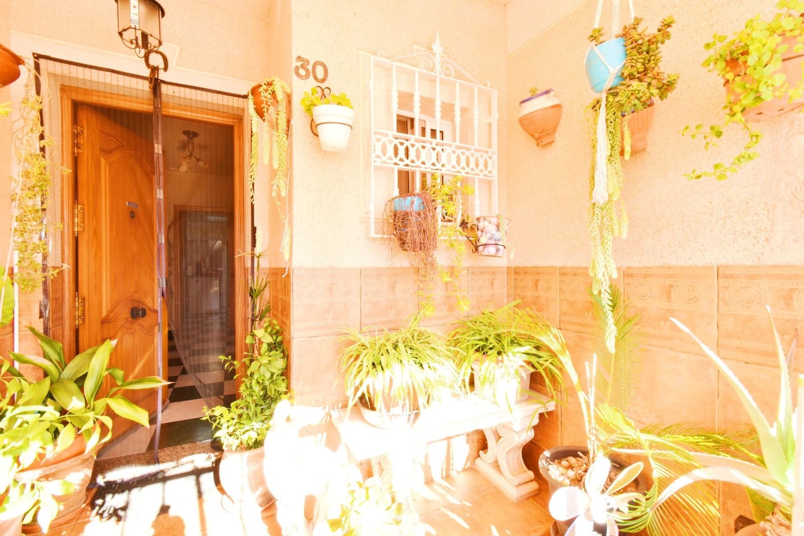 4 bedroom Apartment for sale in El Ejido with garage - € 180,000 (Ref: 9712166)