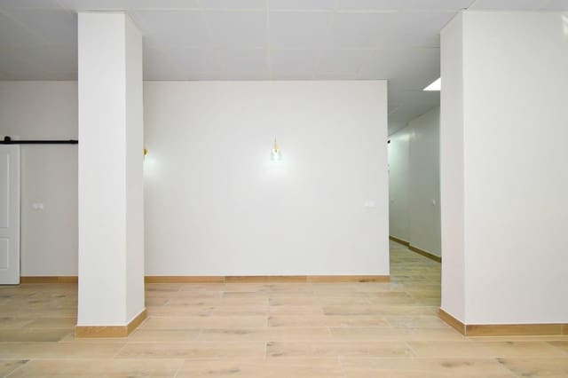 3 slaapkamer Flat te koop in El Ejido - € 164.400 (Ref: 9720178)