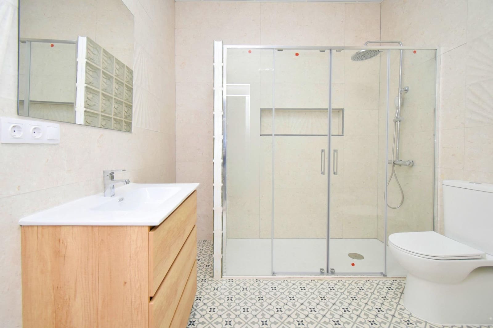 3 bedroom Flat for sale in El Ejido - € 164,400 (Ref: 9720178)