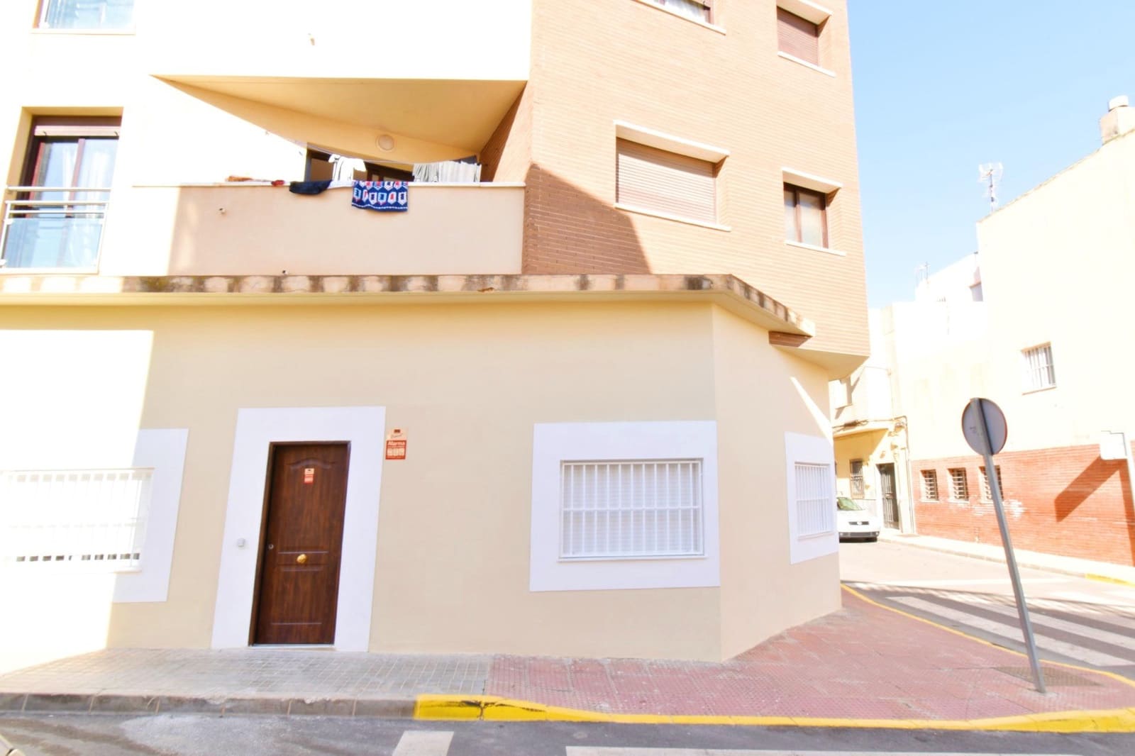 3 bedroom Flat for sale in El Ejido - € 164,400 (Ref: 9720178)