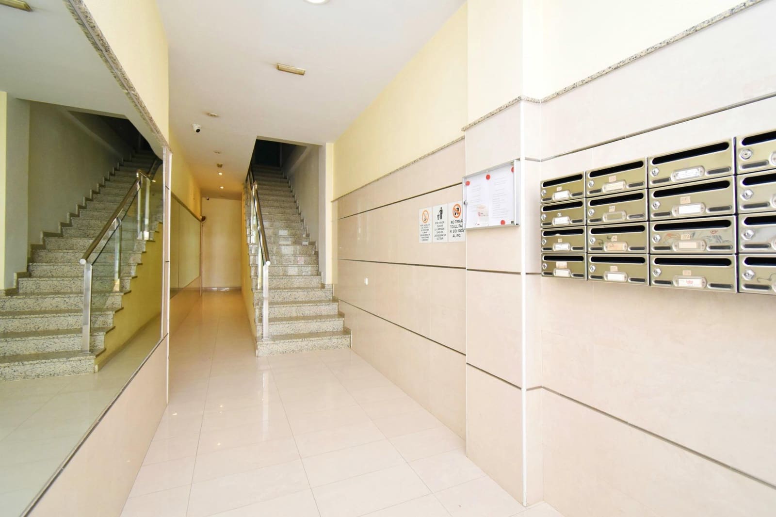 3 soveværelse Lejlighed til salg i El Ejido med garage - € 139.900 (Ref: 9788547)