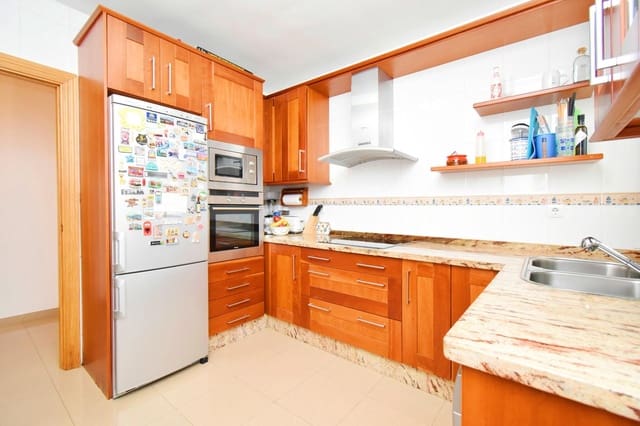 3 soveværelse Lejlighed til salg i El Ejido med garage - € 139.900 (Ref: 9788547)