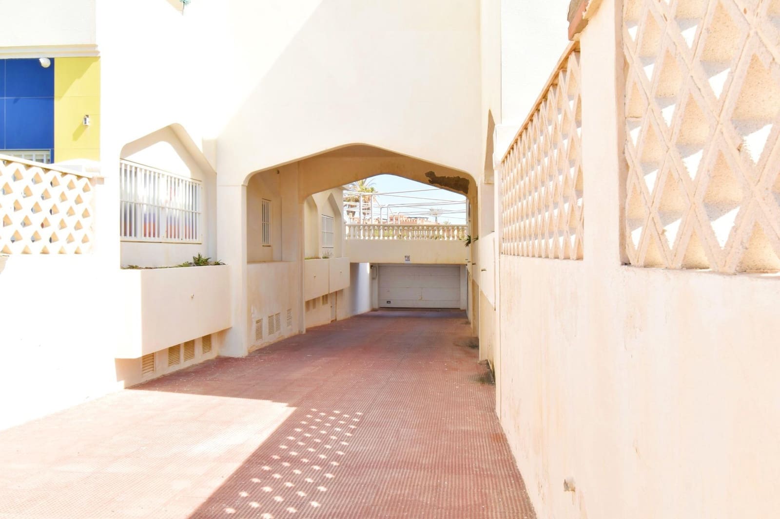 2 chambre Appartement à vendre à Almerimar avec piscine - 260 000 € (Ref: 9804524)