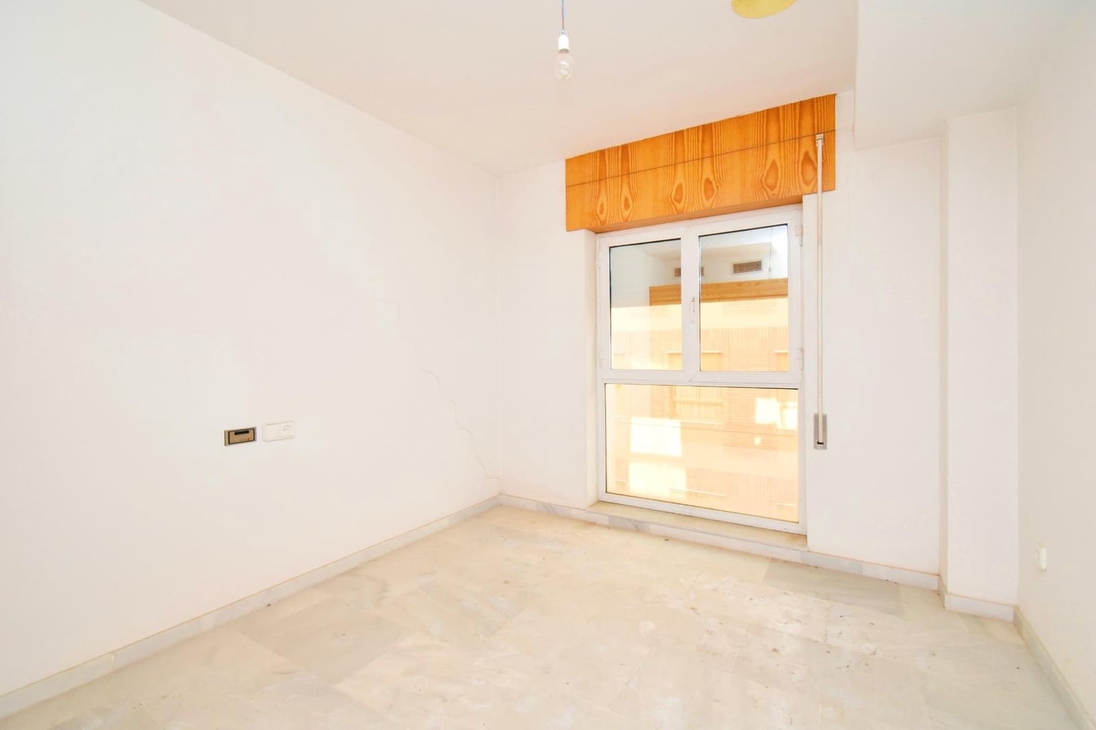 4 bedroom Flat for sale in El Ejido with garage - € 190,000 (Ref: 9804525)
