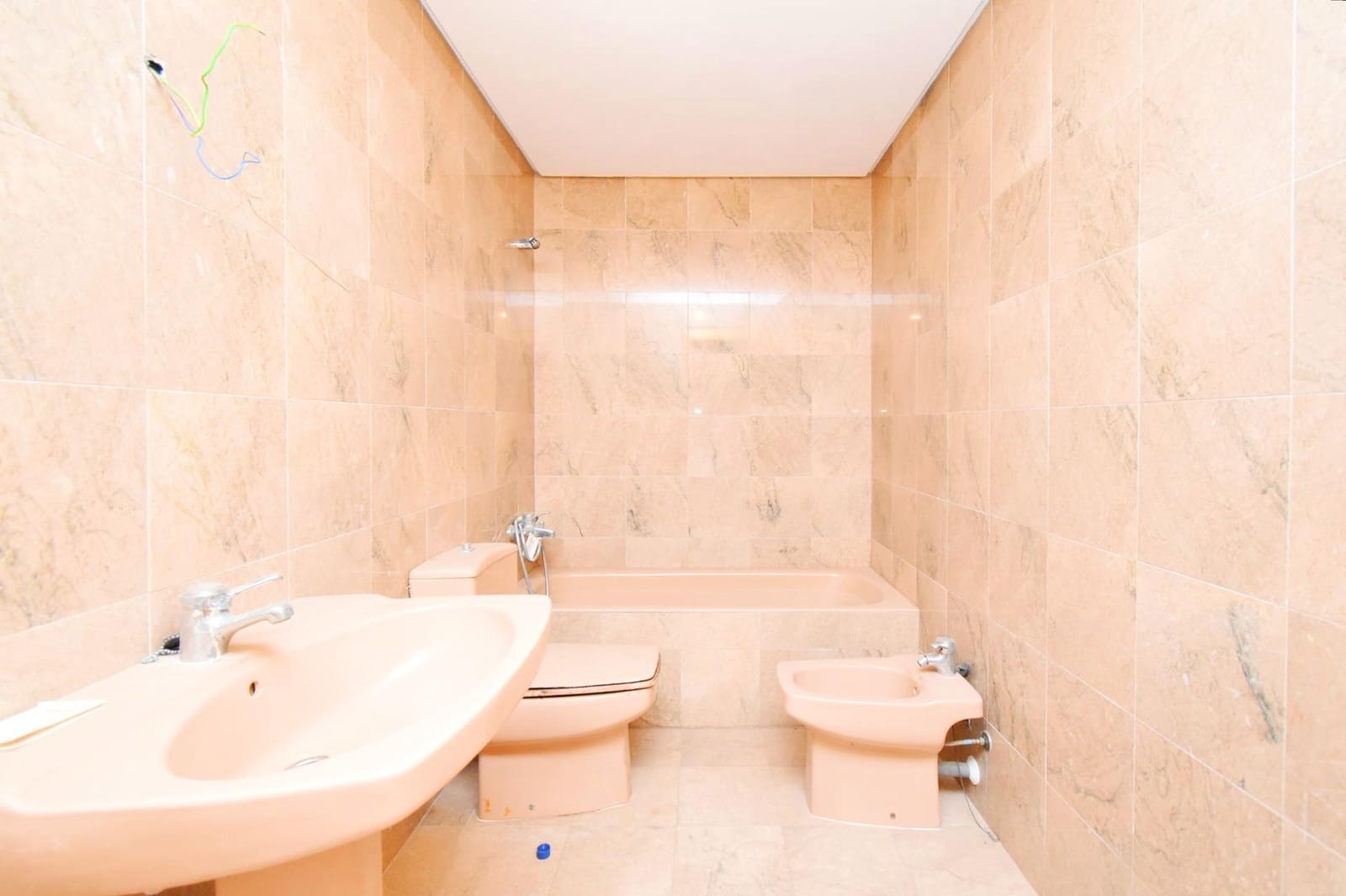 4 bedroom Flat for sale in El Ejido with garage - € 190,000 (Ref: 9804525)