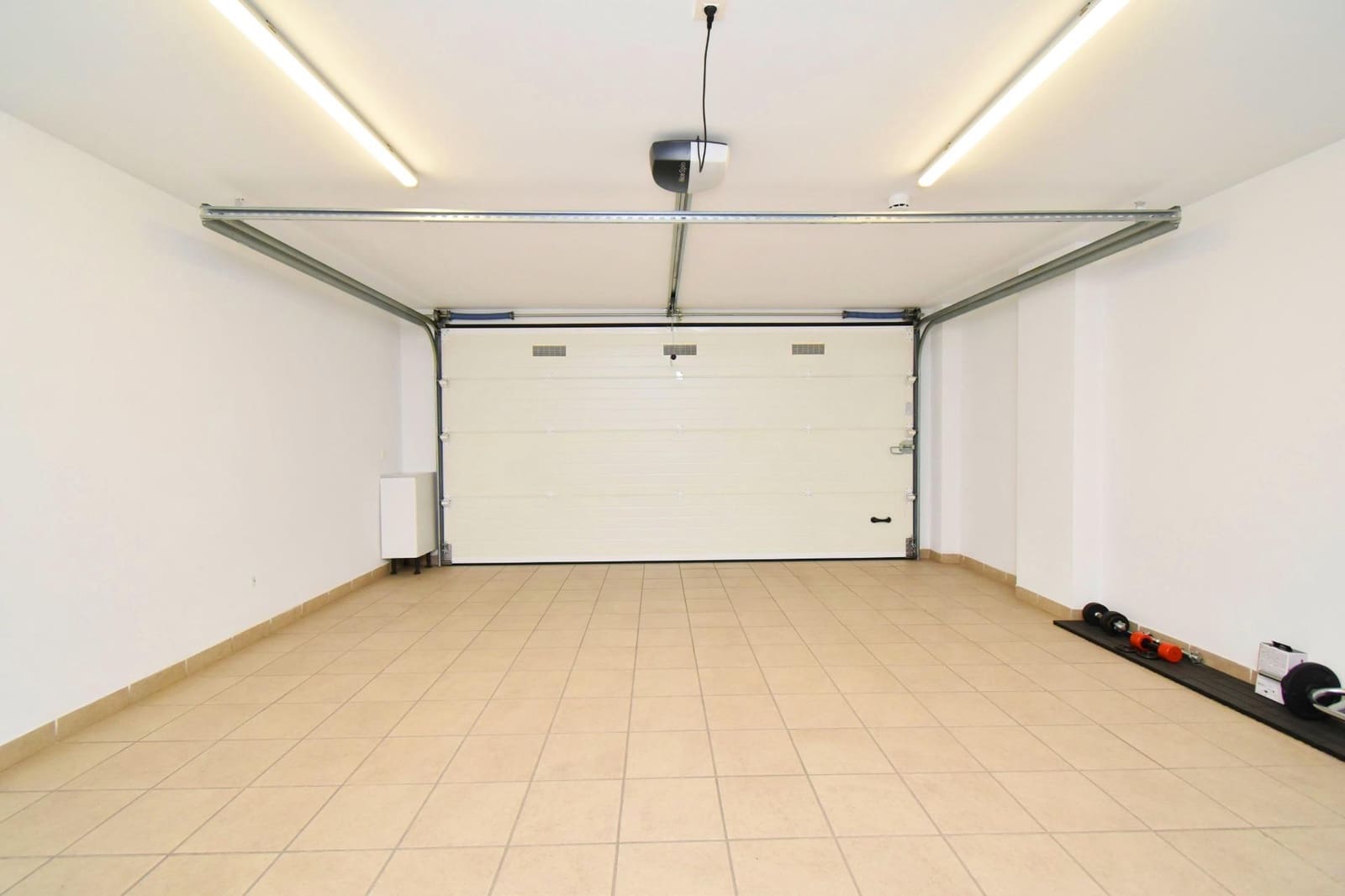 3 soverom Rekkehus til salgs i Almeria by med svømmebasseng garasje - € 459 000 (Ref: 9865384)