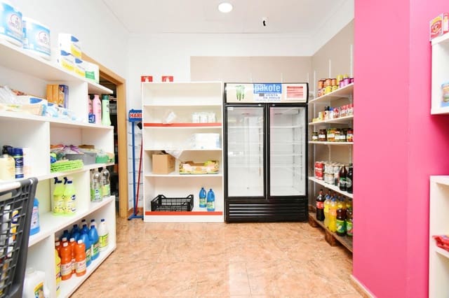 Local Commercial à vendre à El Ejido - 34 300 € (Ref: 9867131)